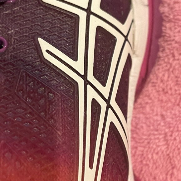 Purple-pink ASICS - Picture 2 of 3